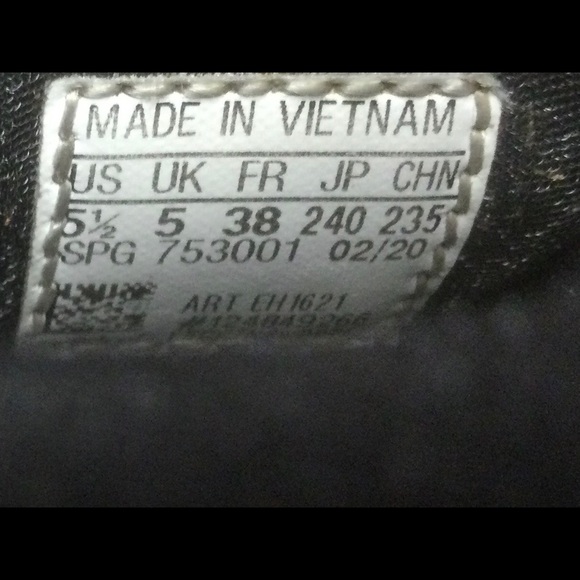 ⚽️ ADIDAS - OUTDOOR - BLACK & SILVER - SKIN PREDATOR SOCCER CLEATS ⚽️ - Picture 7 of 7